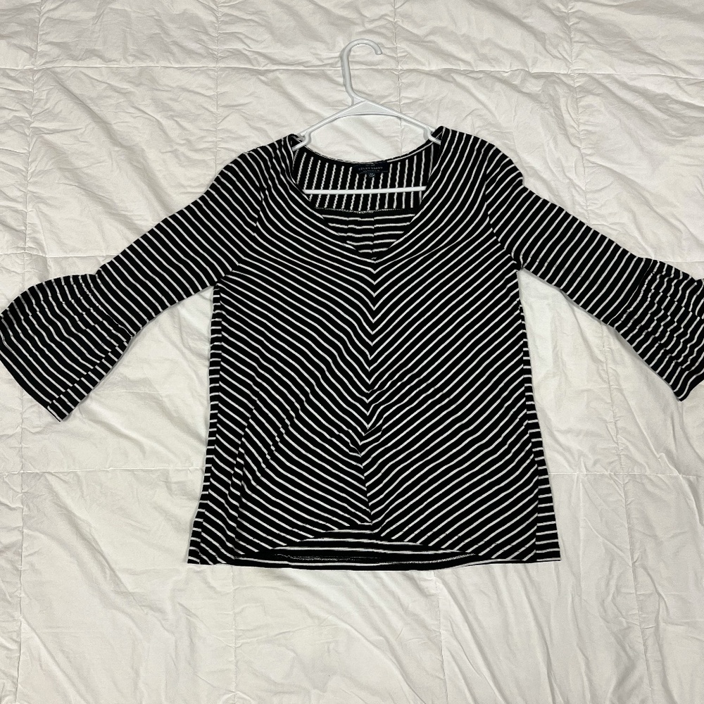 Lucky Brand Bell Sleeve Top Size S